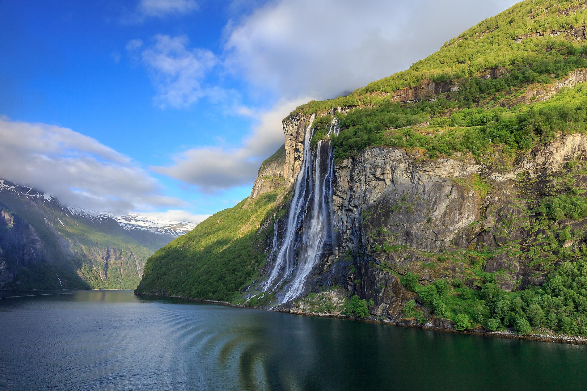 Kreuzfahrt durch die norwegischen Fjorde – mit Smithsonian Journeys ©Istockphoto