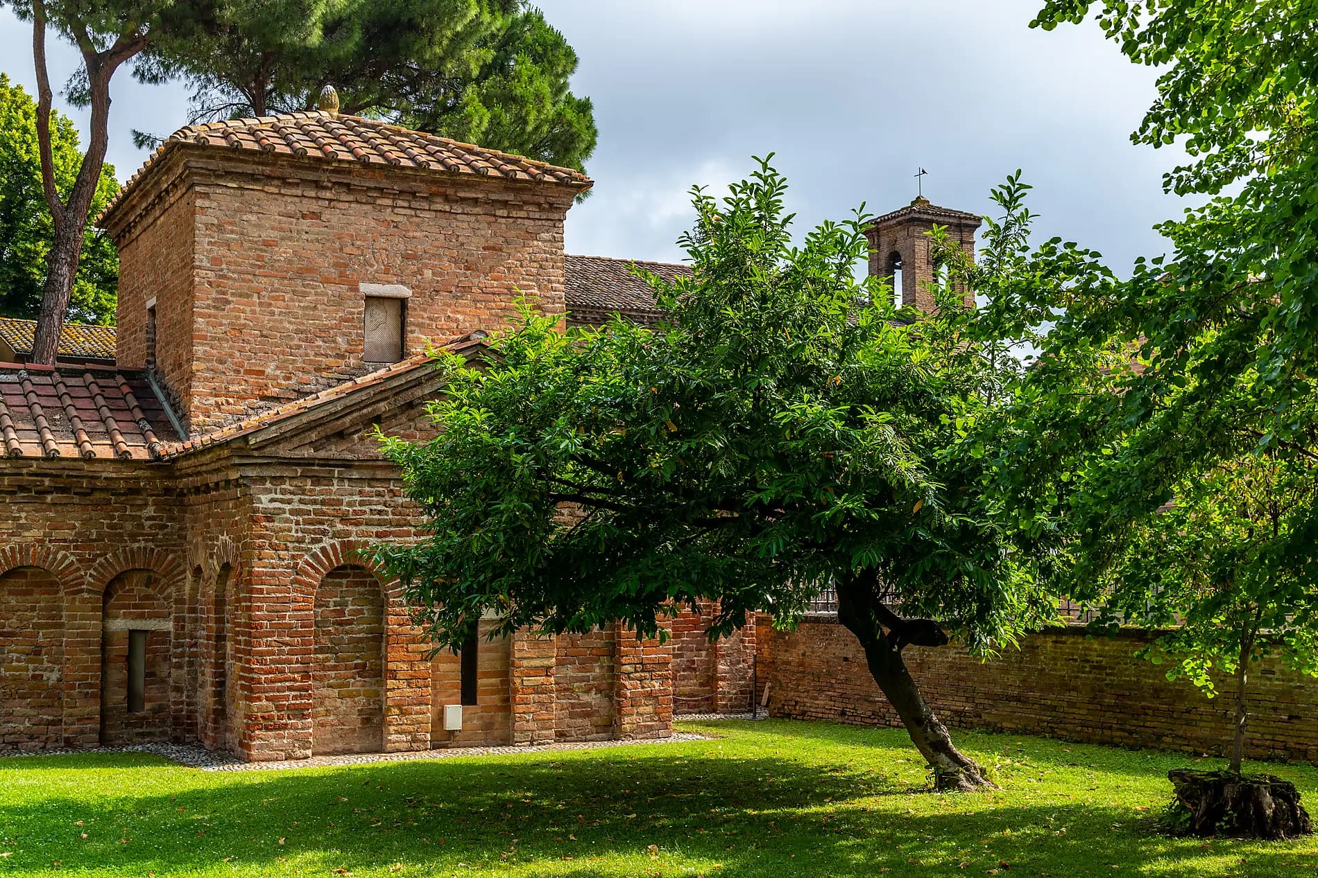 Künstlerische Adria mit der Pinault Collection  