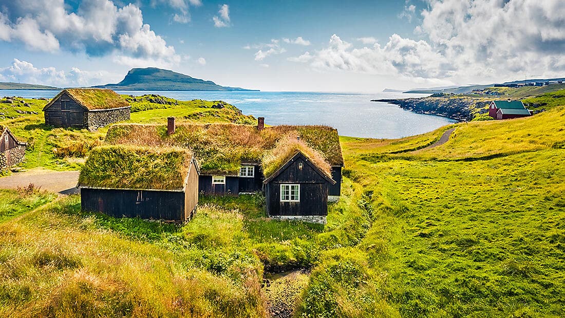 Wilde Landschaften in Schottland, auf den Färöer und Island
