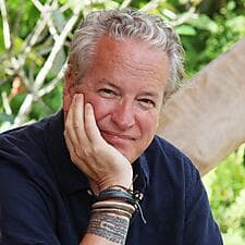 CC030126 TEC Ushuaia-Ushuaia - Jon Bowermaster Photo (Credit Cat Vinton) (1).jpeg