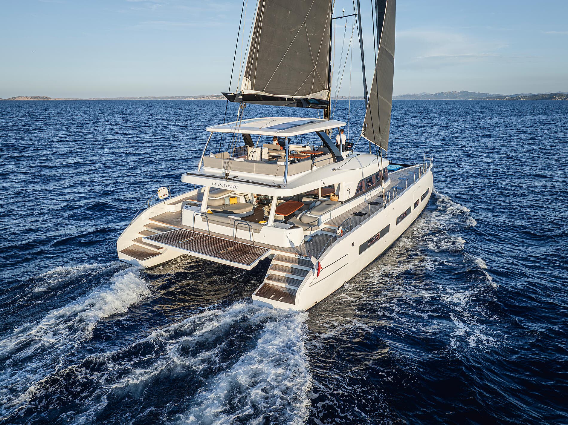 Den karibischen Inseln unter den Segeln der La Désirade 