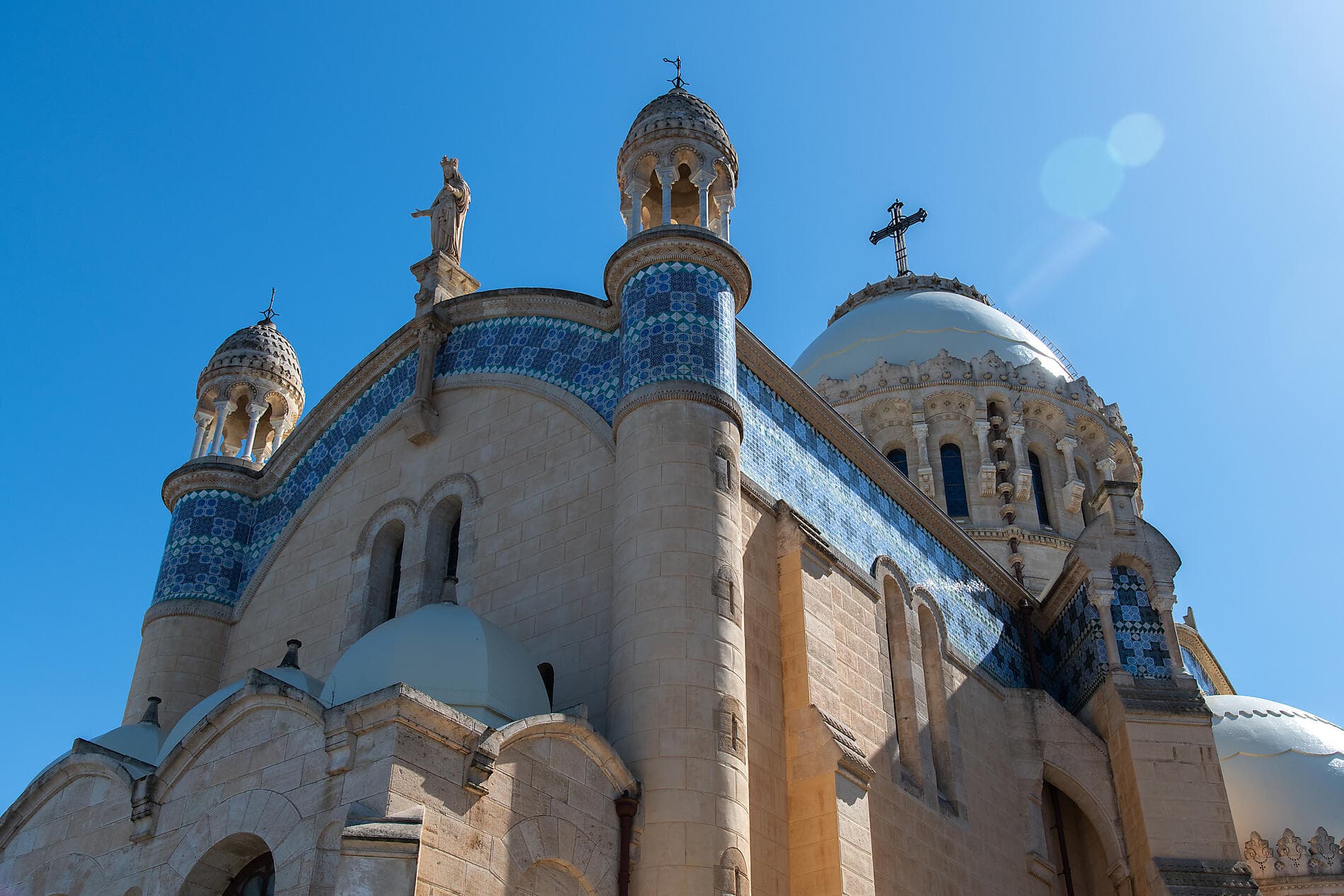 Schätze des Mittelmeers im Frühling 