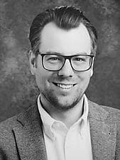 Leslie Schumacher null