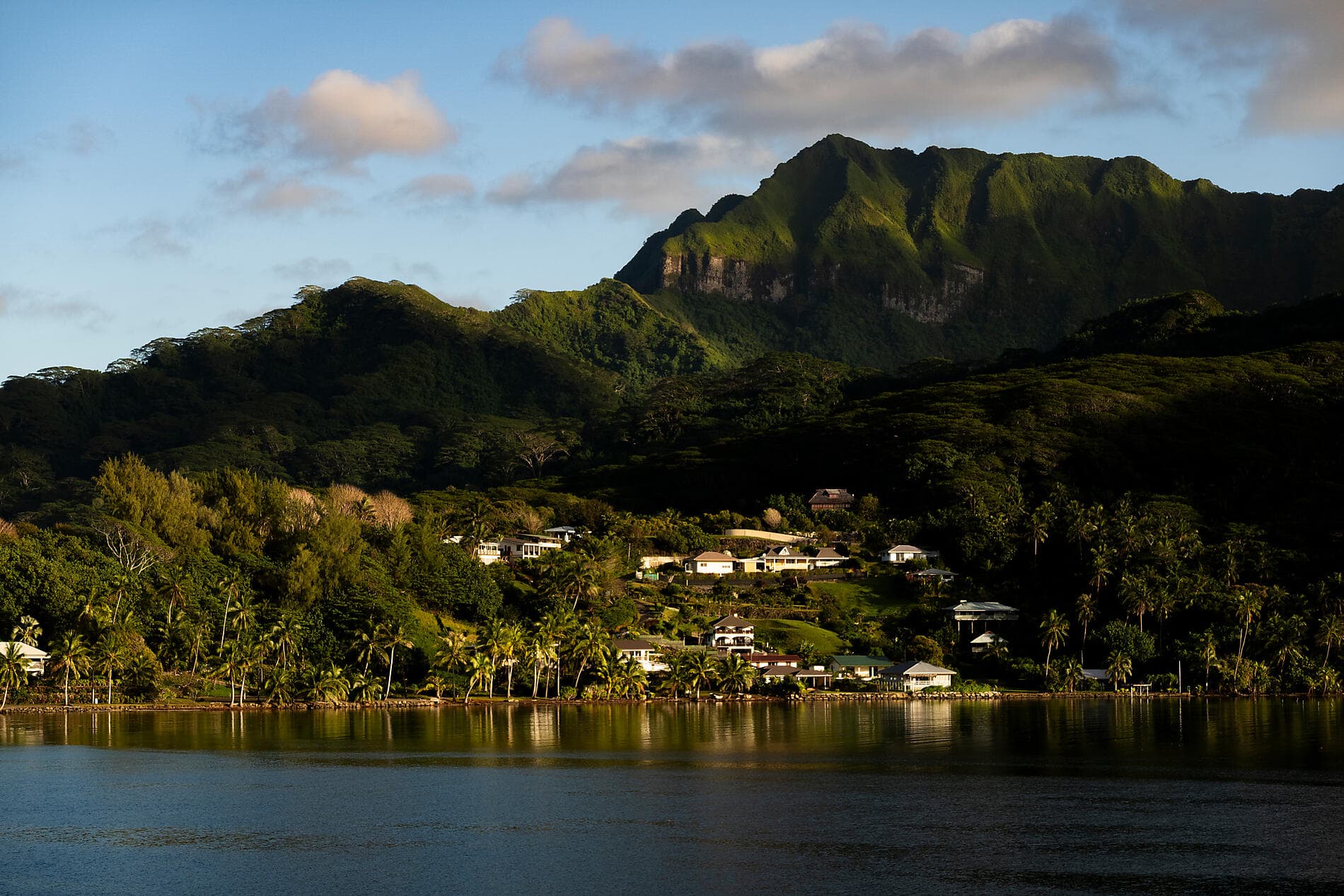 Perlen der Gesellschaftsinseln 