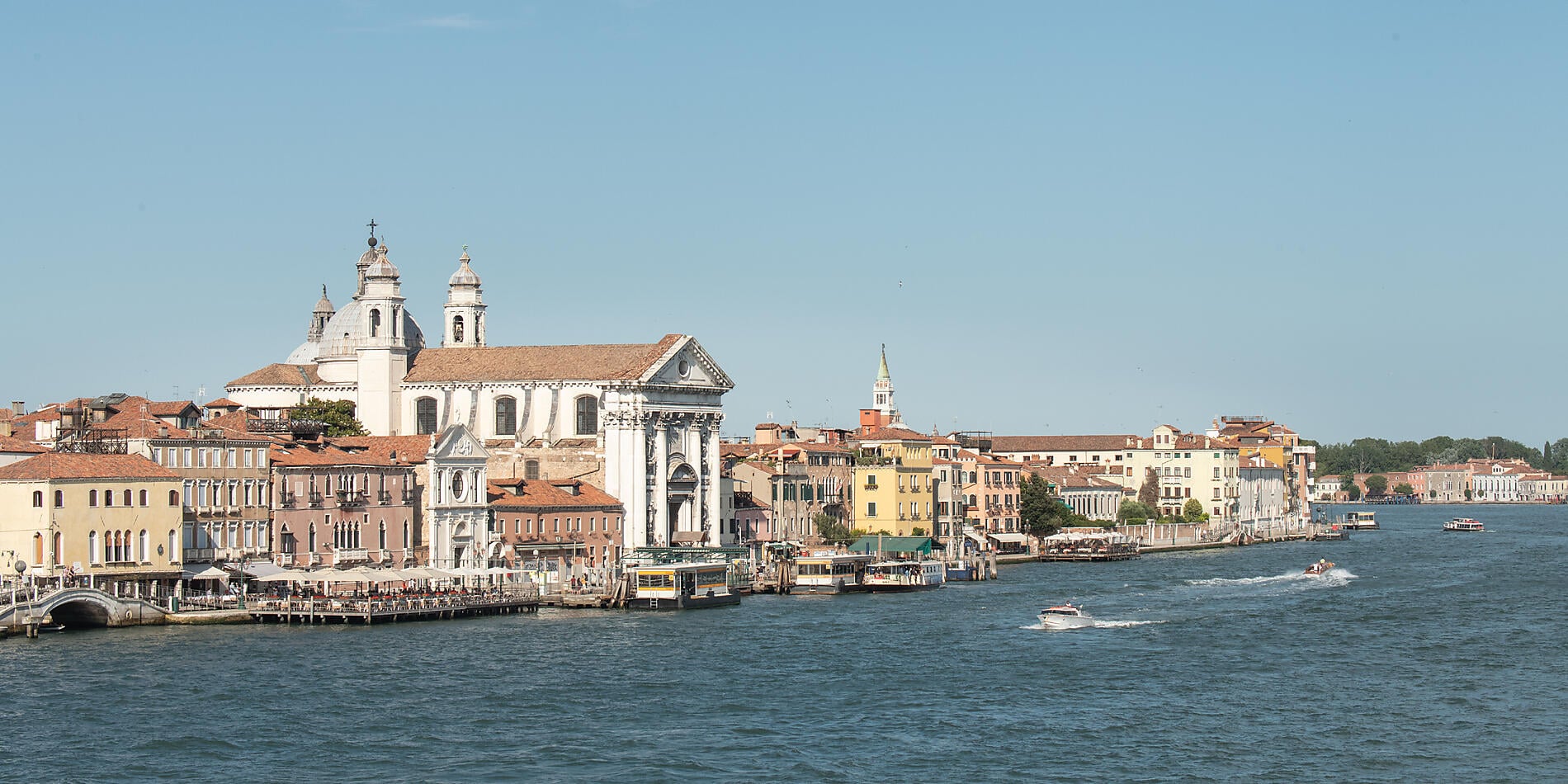 Künstlerische Adria mit der Pinault Collection Künstlerische Adria mit der Pinault Collection