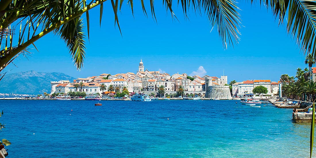 Die Dalmatinische Küste in Kroatien vom Meer aus – mit Smithsonian Journeys